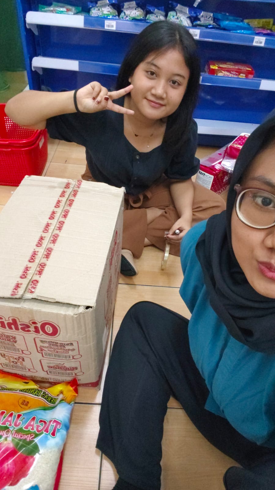 1760272743_68eba167d4bf6.jpeg (899Γ1599)